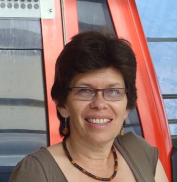 <b>Gloria Aponte</b>