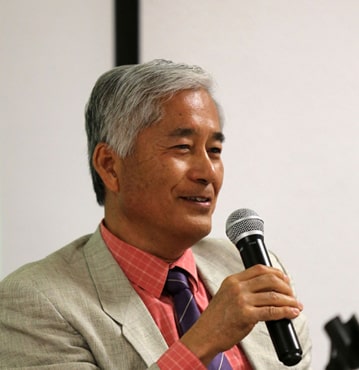<b> Noboru Kawashima </b>