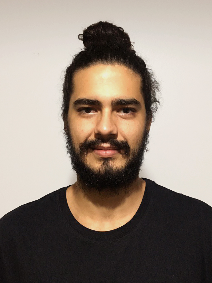 <b>Matheus Coelho</b>